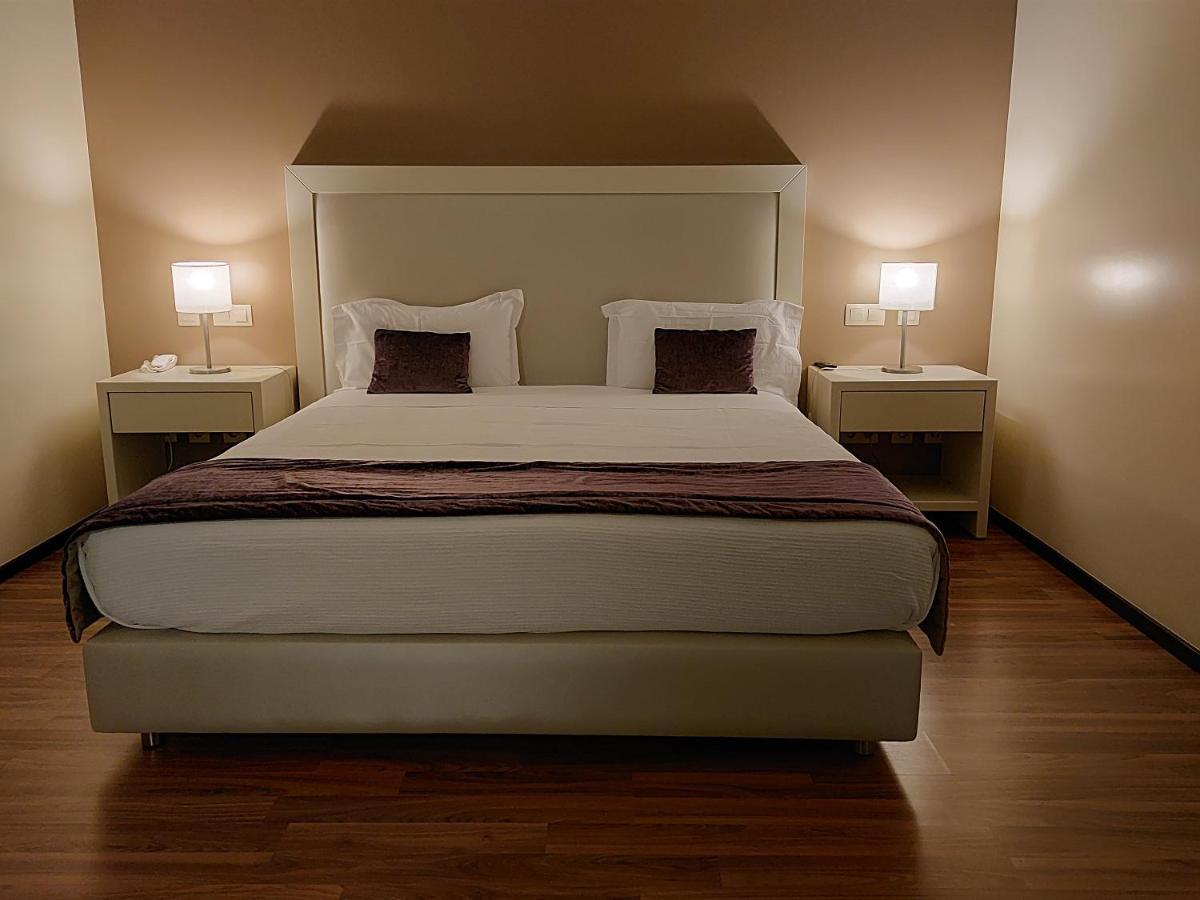 Hotel Monte Lirio Ешпиньо Екстериор снимка